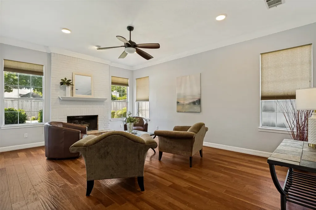 5604 Exeter Drive Richardson TX 75082