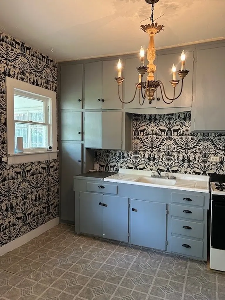 1615 Kenley Avenue Fort Worth TX 76107