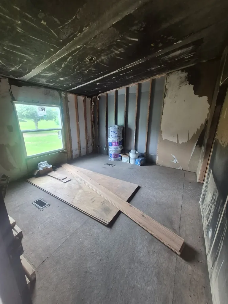 210 Cr 4317 Heard Road Naples TX 75568