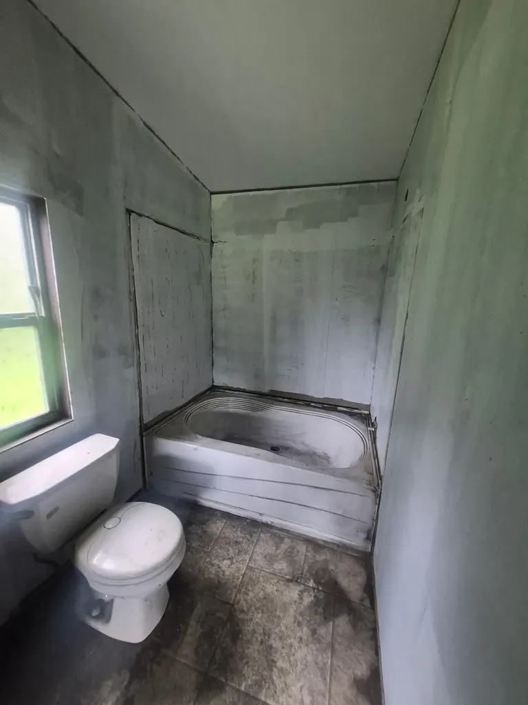 210 Cr 4317 Heard Road Naples TX 75568