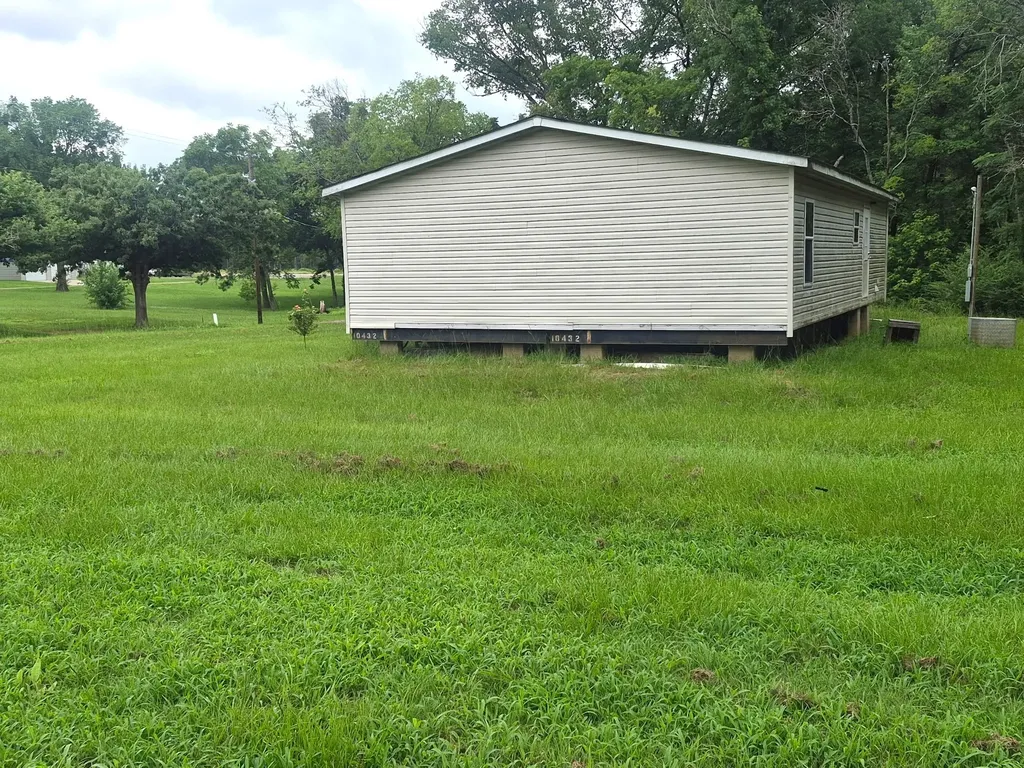 210 Cr 4317 Heard Road Naples TX 75568