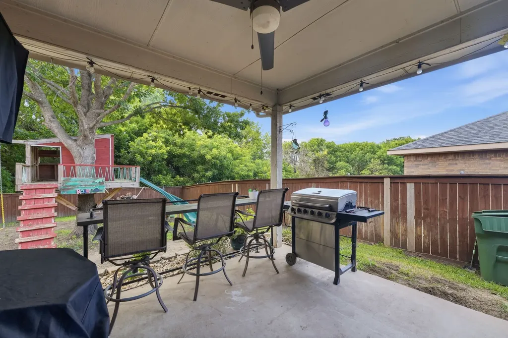 1953 Rustic Creek Drive Garland TX 75040