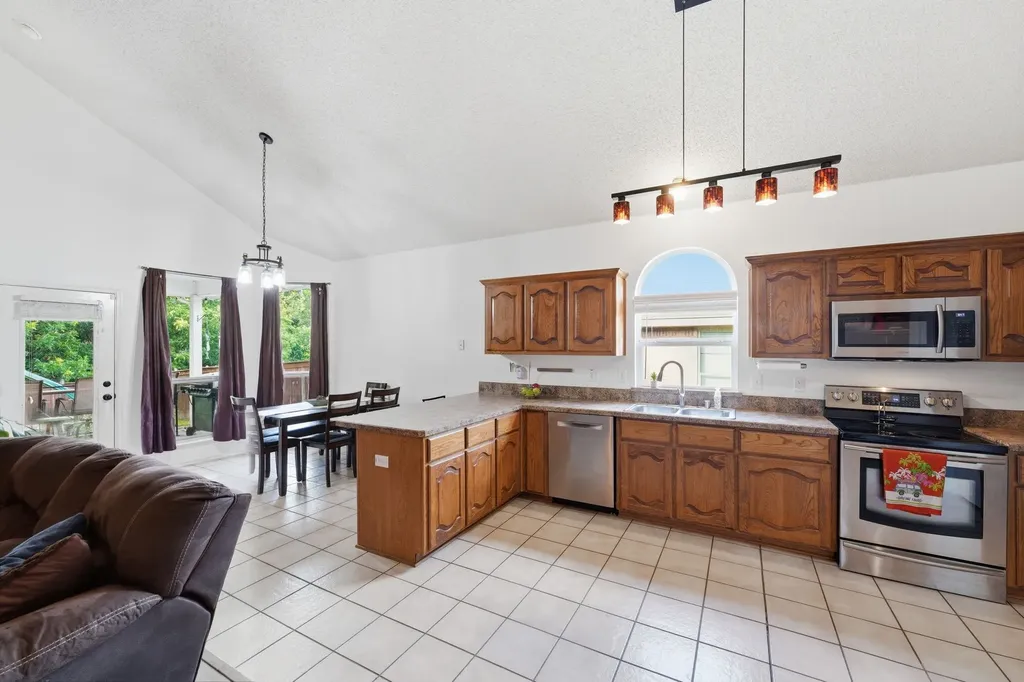1953 Rustic Creek Drive Garland TX 75040