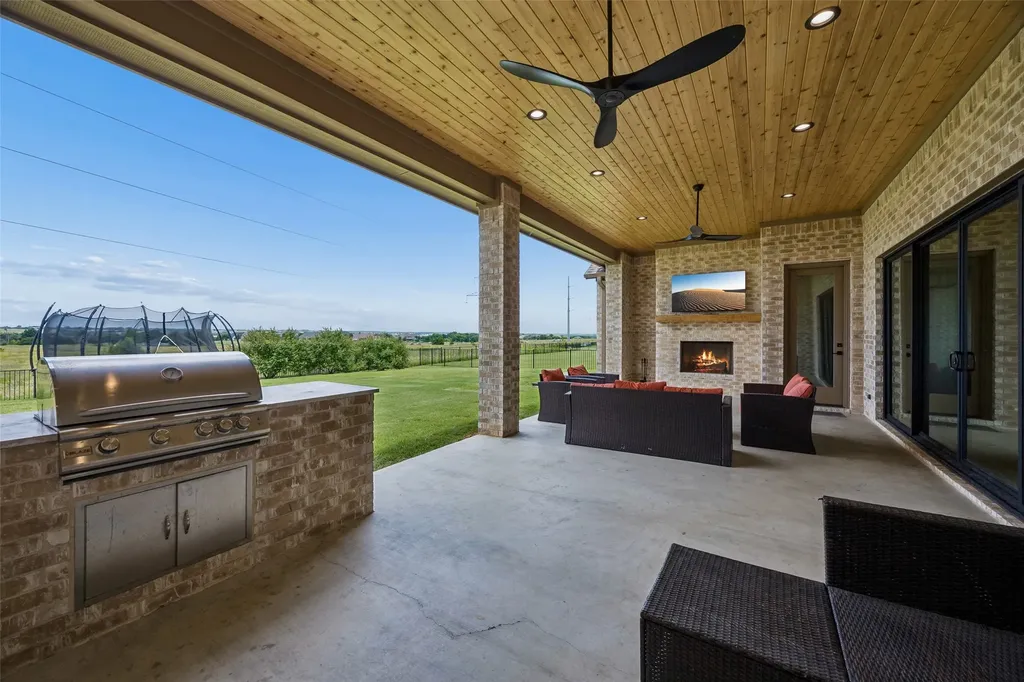 105 Stafford Drive Heath TX 75032