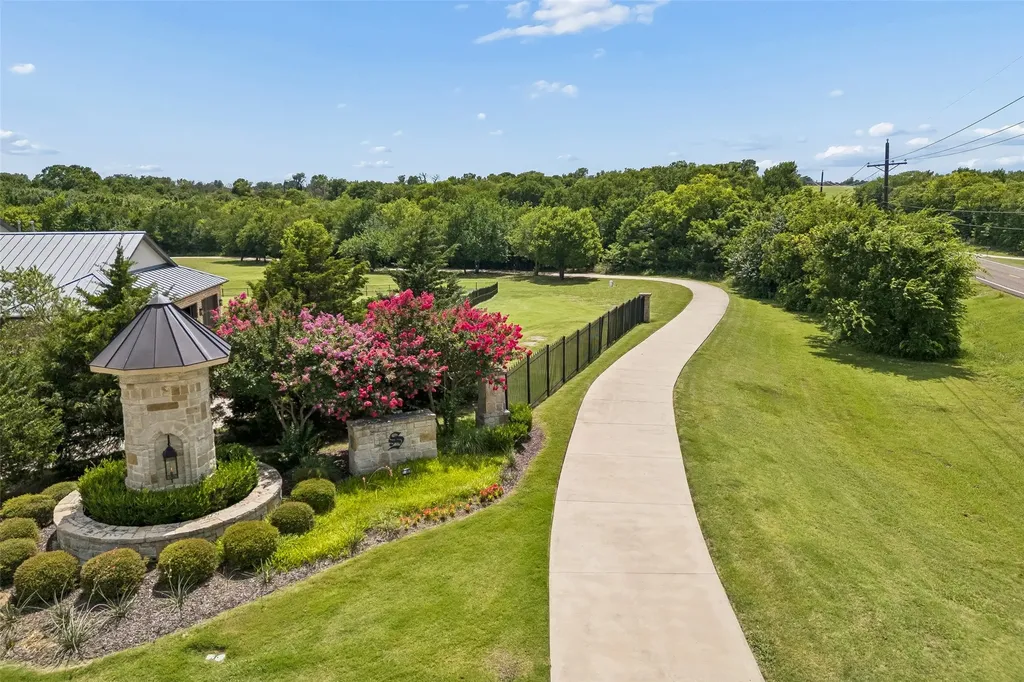105 Stafford Drive Heath TX 75032