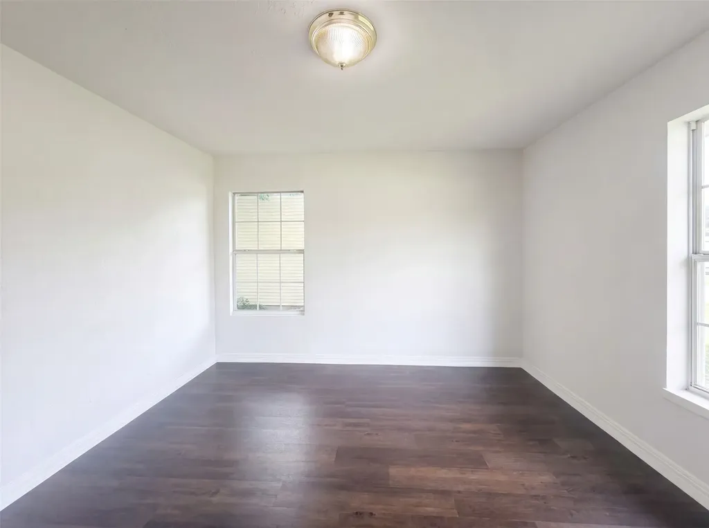 11216 Barbarosa Drive Dallas TX 75228
