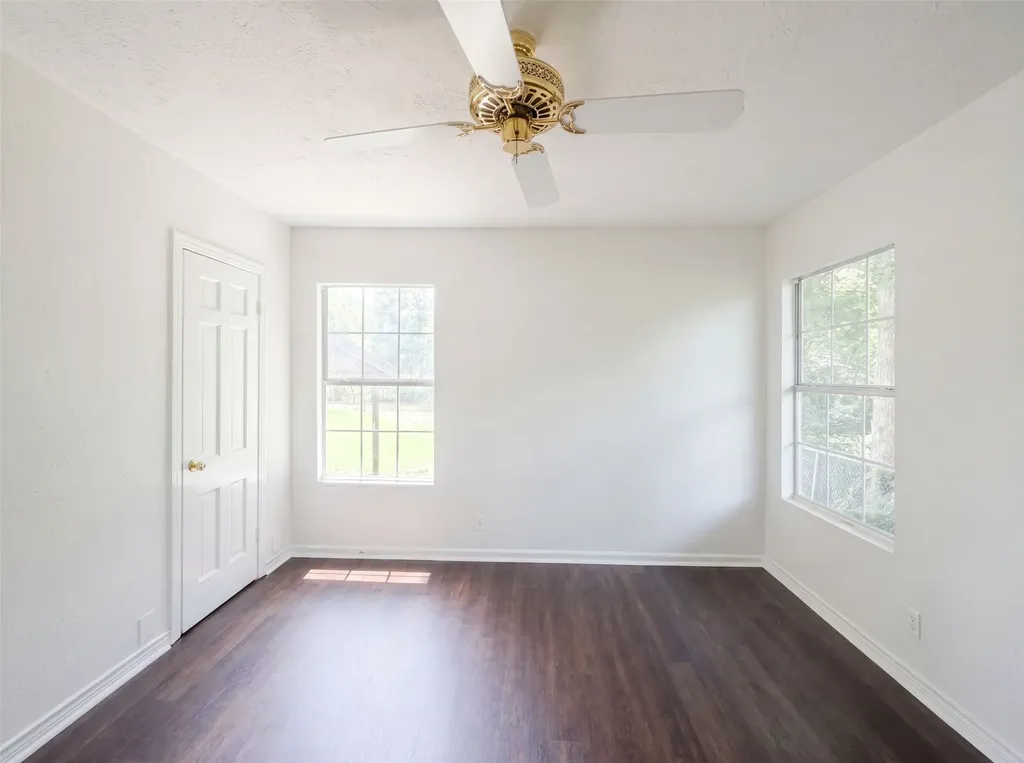 11216 Barbarosa Drive Dallas TX 75228