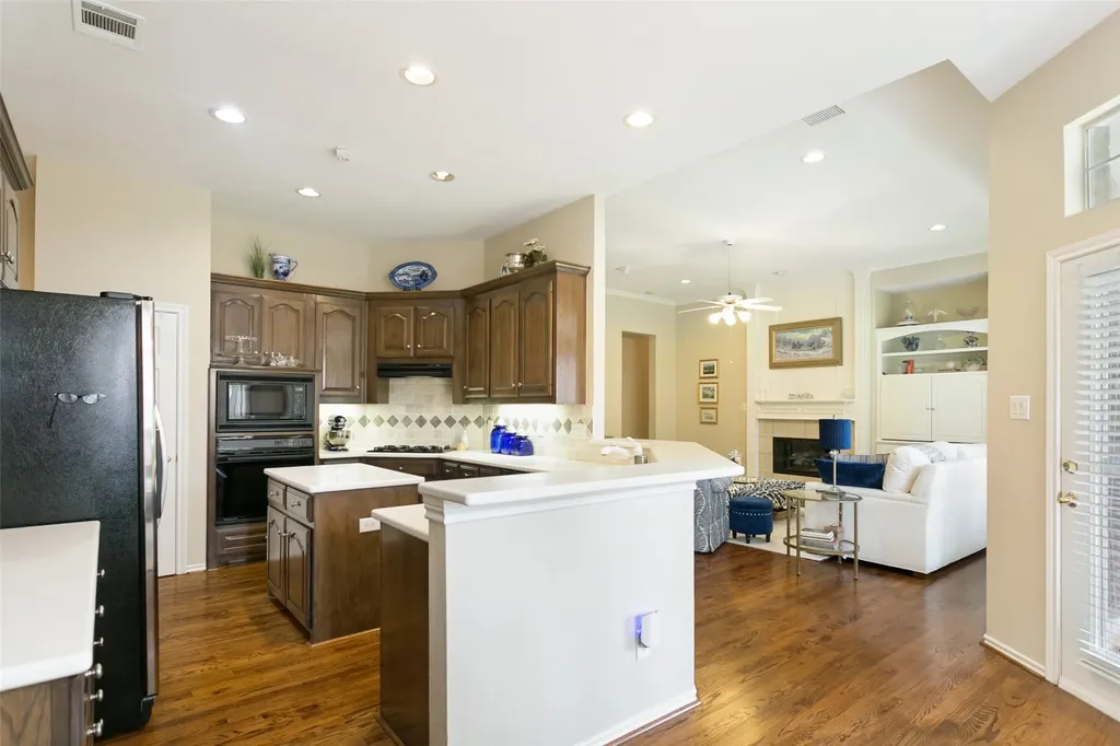 3404 Mapleleaf Lane Richardson TX 75082