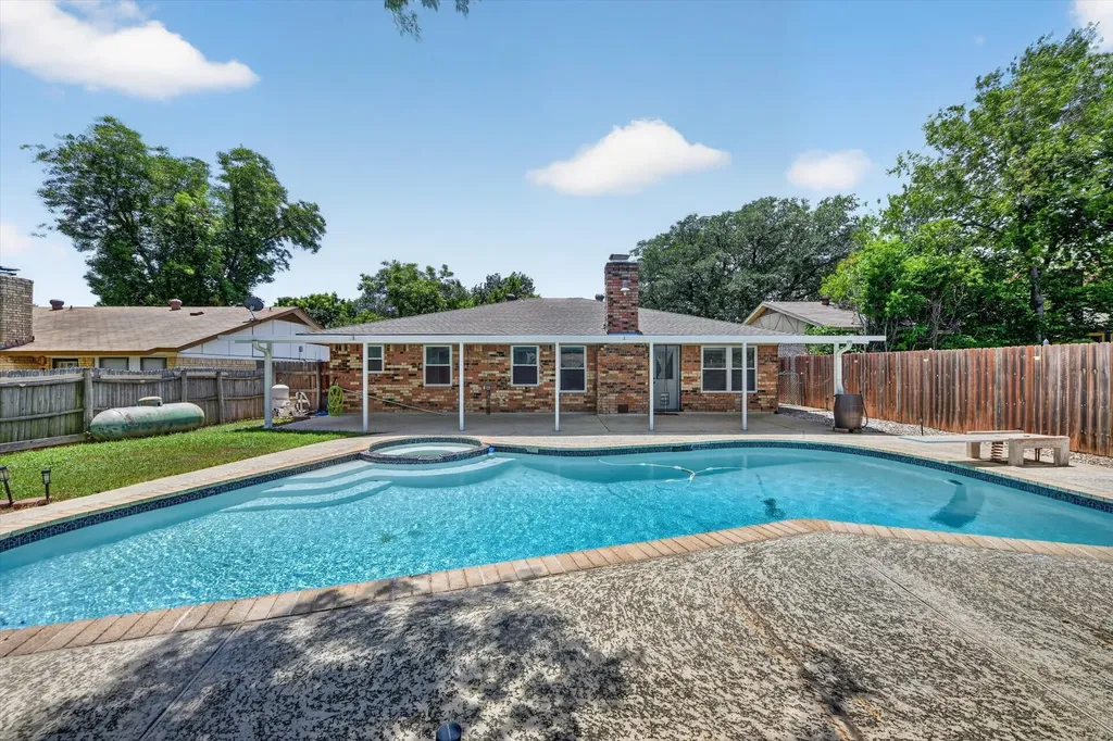 3712 Holly Springs Drive Fort Worth TX 76133