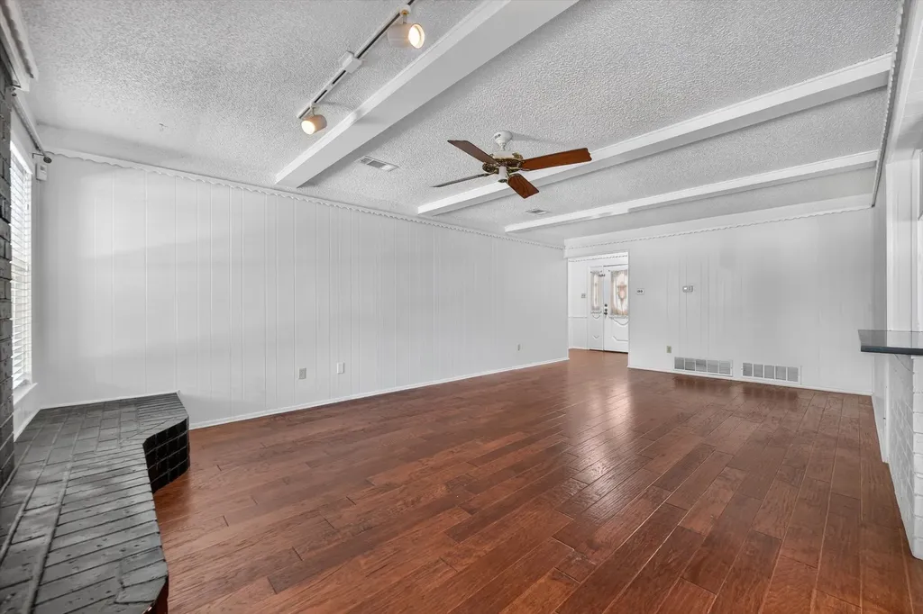 3712 Holly Springs Drive Fort Worth TX 76133