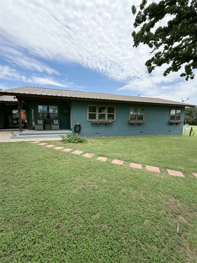 1610 Highway 101 Ranger TX 76470