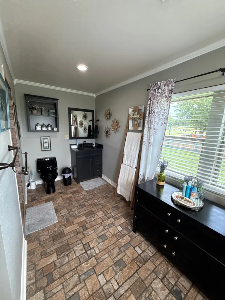1610 Highway 101 Ranger TX 76470