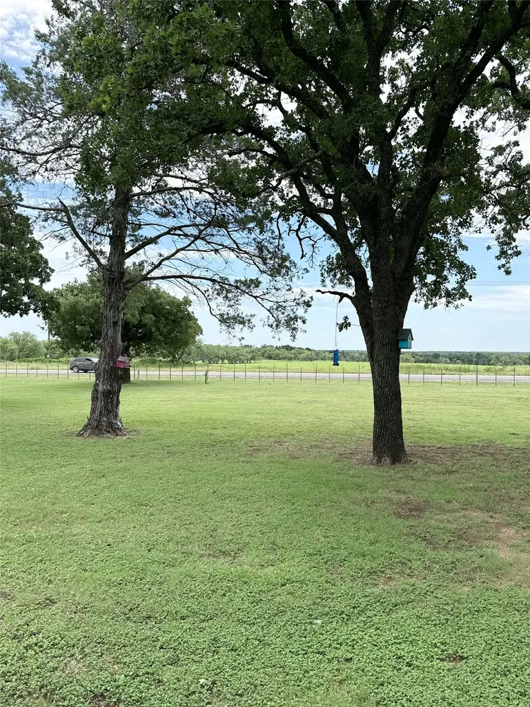 1610 Highway 101 Ranger TX 76470