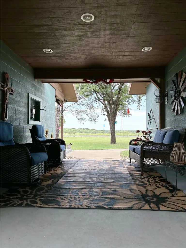 1610 Highway 101 Ranger TX 76470