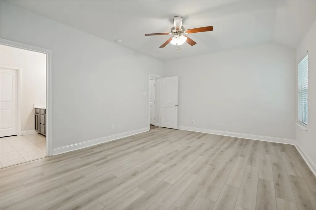 4541 Conrad Avenue Aubrey TX 76227
