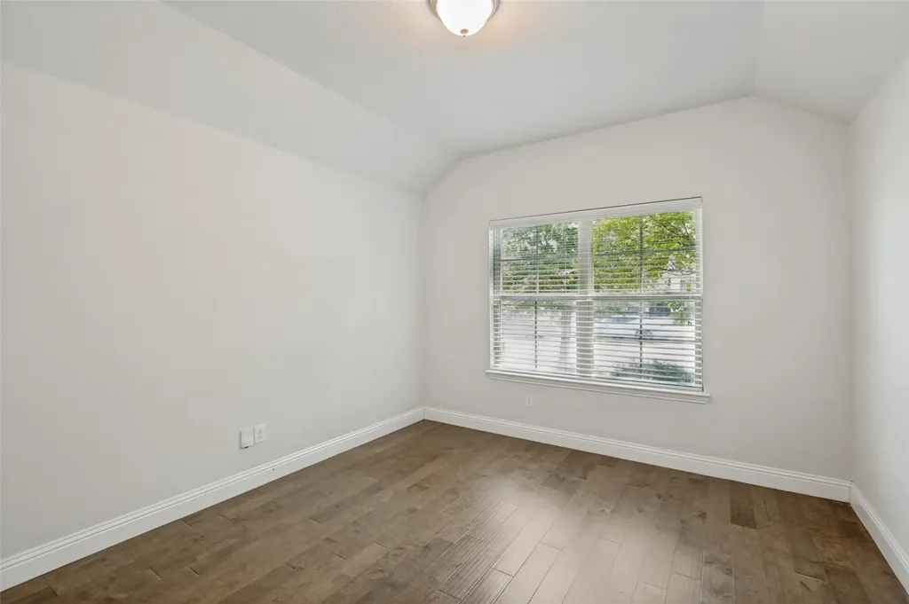 4541 Conrad Avenue Aubrey TX 76227