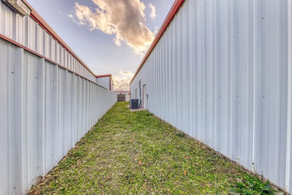 151 Morrow Road Springtown TX 76082