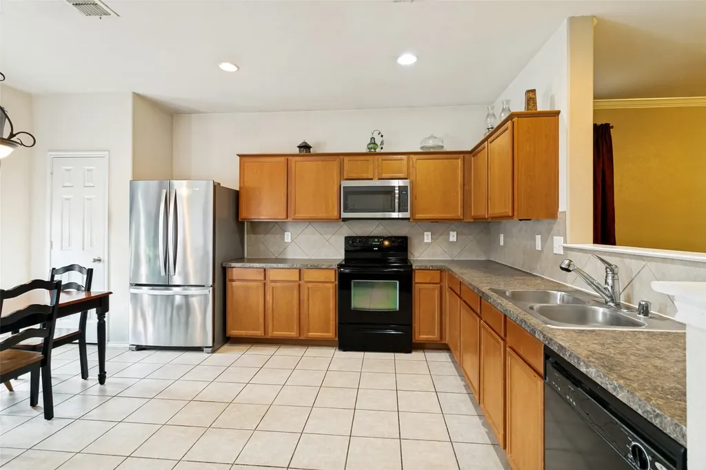 8824 Noontide Drive Fort Worth TX 76179