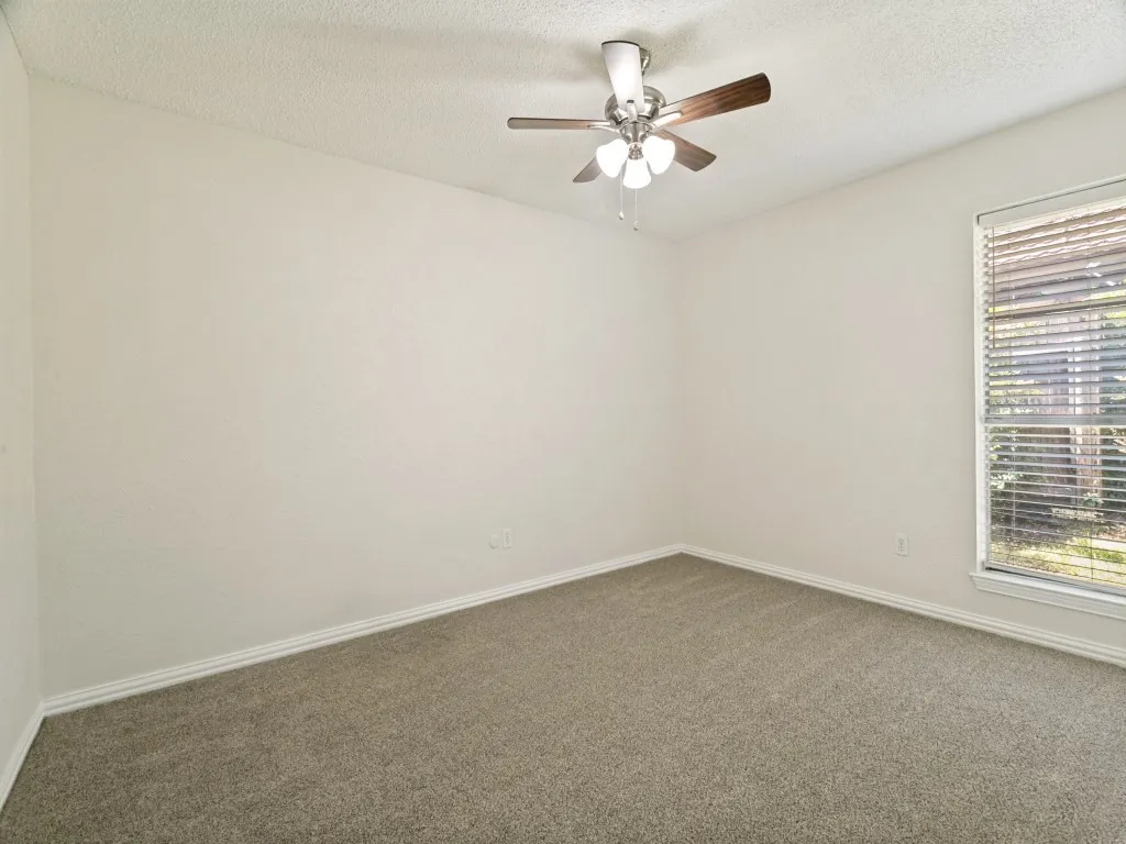 2201 Cambridge Drive Hurst TX 76054