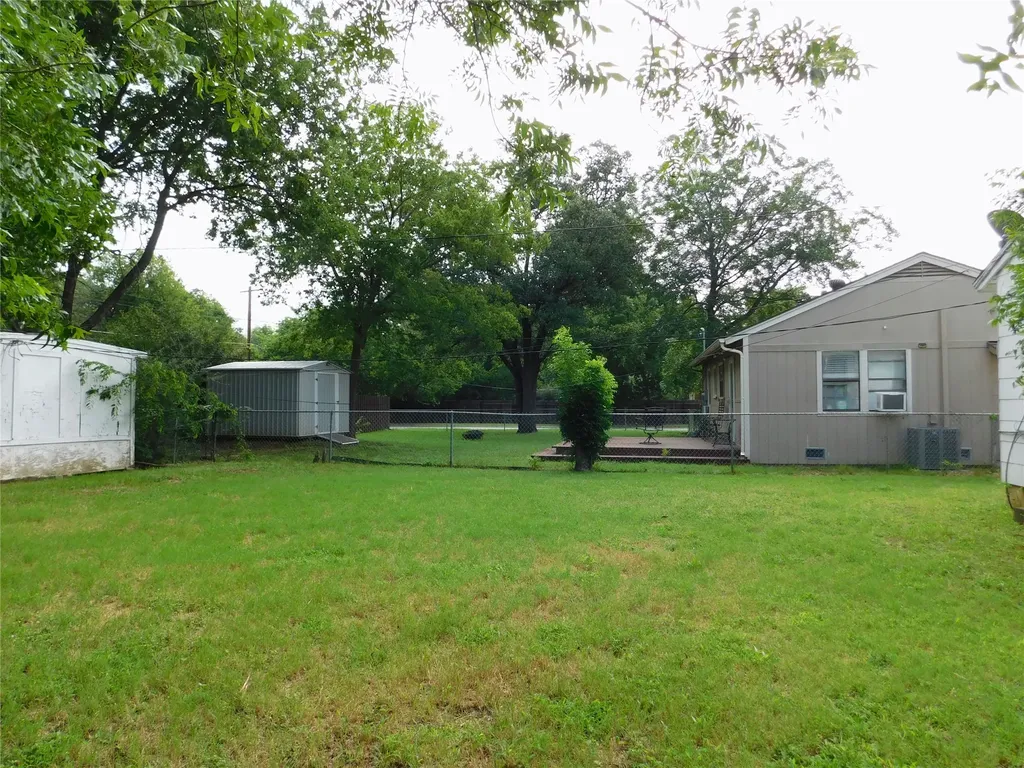 806 Cordell Street Denton TX 76201