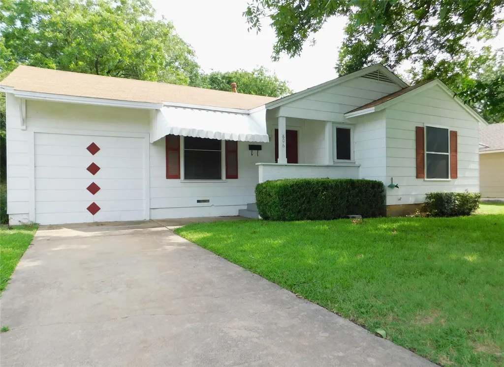 806 Cordell Street Denton TX 76201