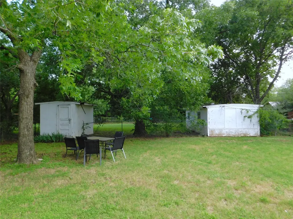 806 Cordell Street Denton TX 76201