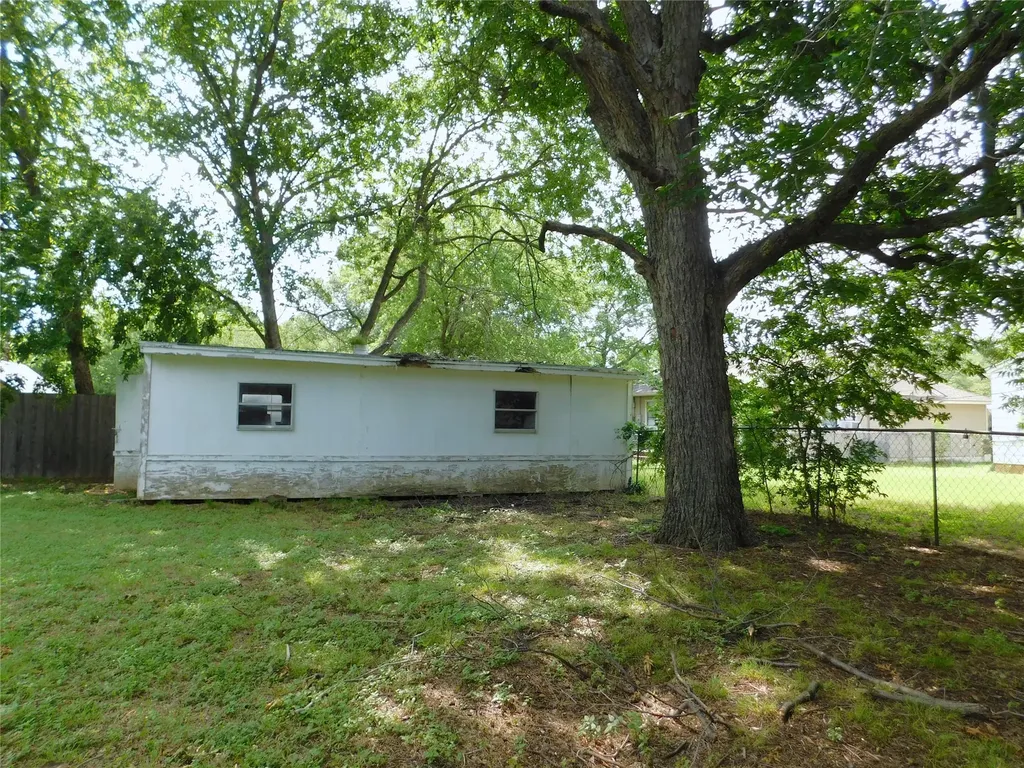 806 Cordell Street Denton TX 76201
