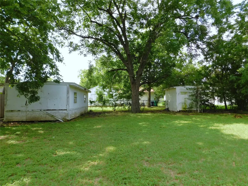 806 Cordell Street Denton TX 76201