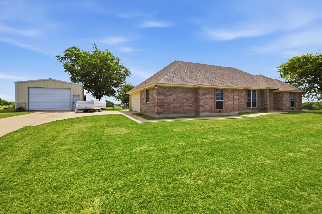 8116 Clearview Court Cresson TX 76035