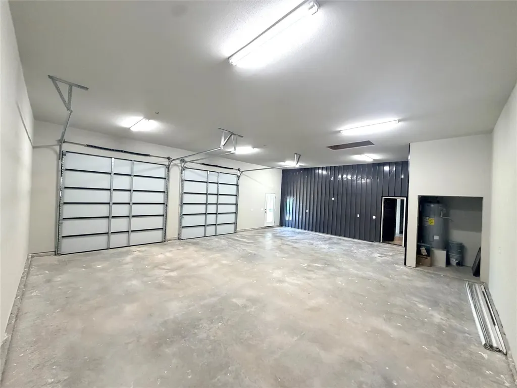1053 Bluff Creek Drive Strawn TX 76475