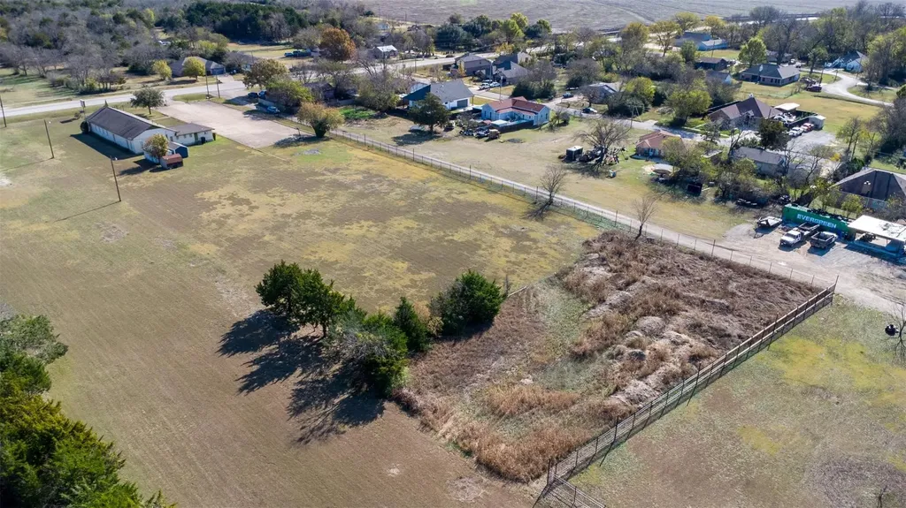 20 S Lancaster Hutchins Road Lancaster TX 75146