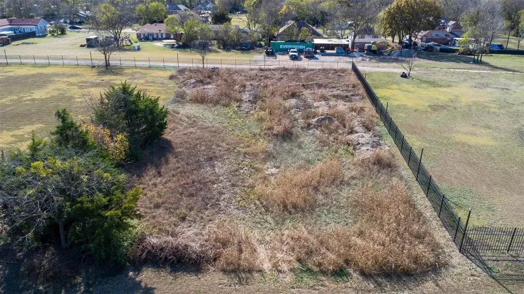20 S Lancaster Hutchins Road Lancaster TX 75146
