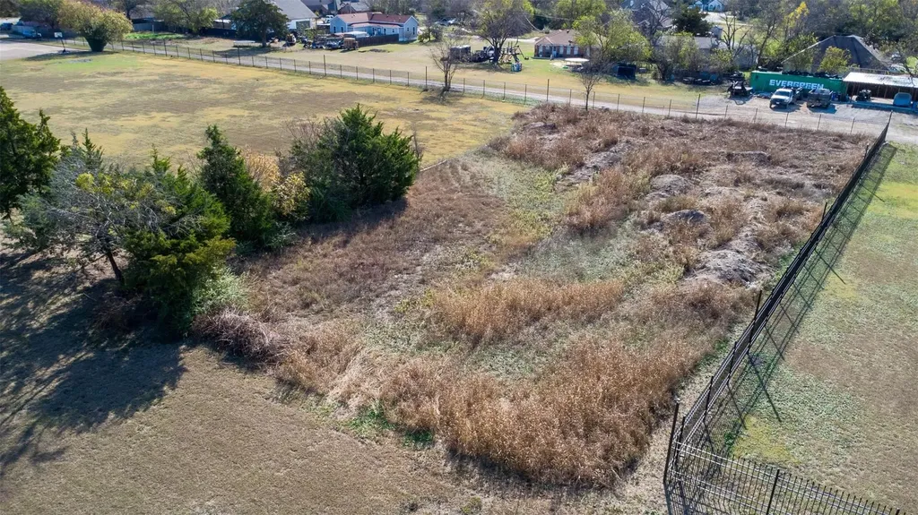 20 S Lancaster Hutchins Road Lancaster TX 75146