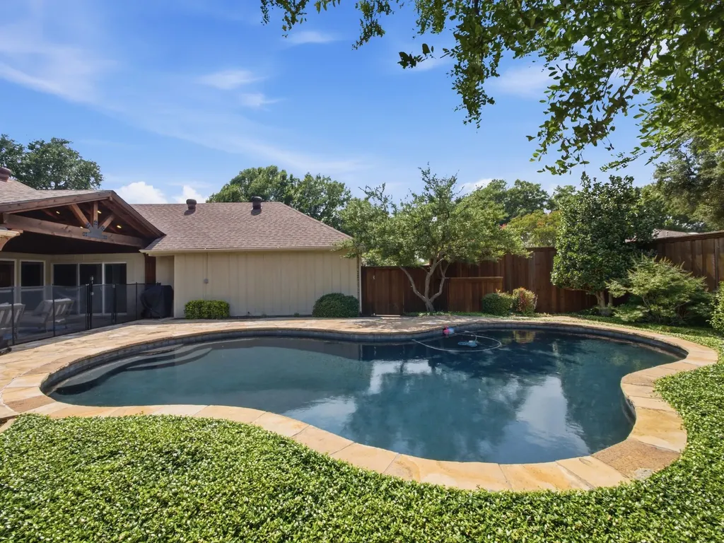 1403 Concord Drive Richardson TX 75081