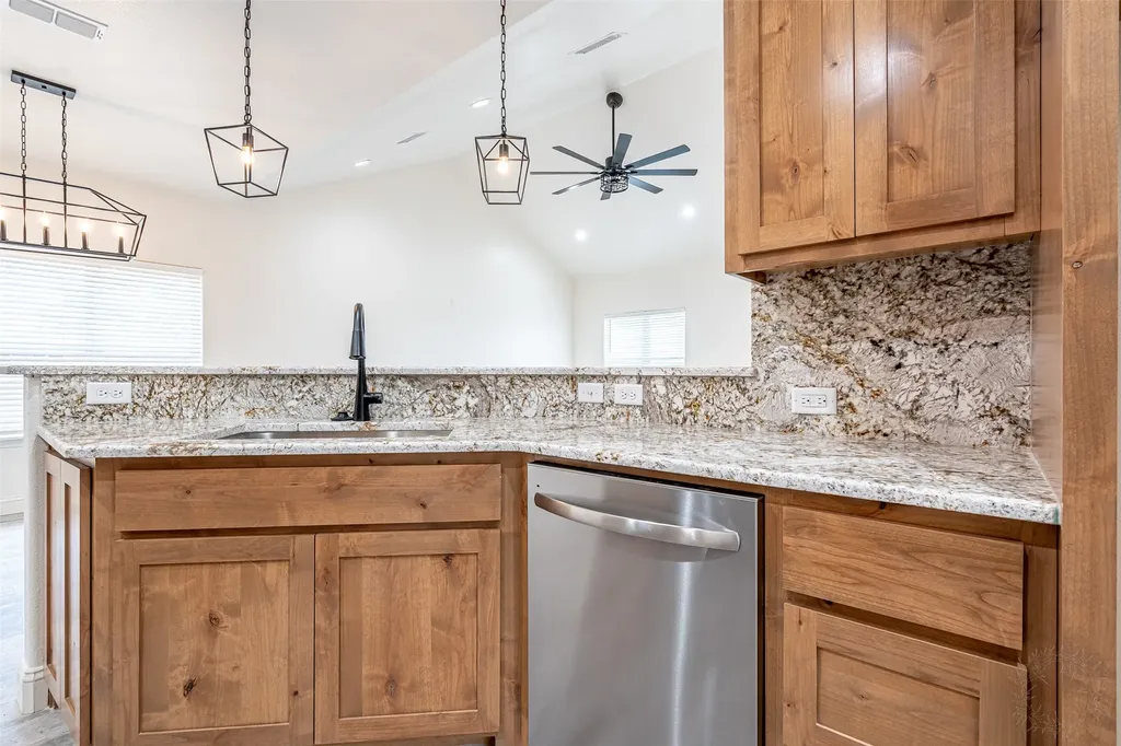 710 N Post Oak Street Dublin TX 76446