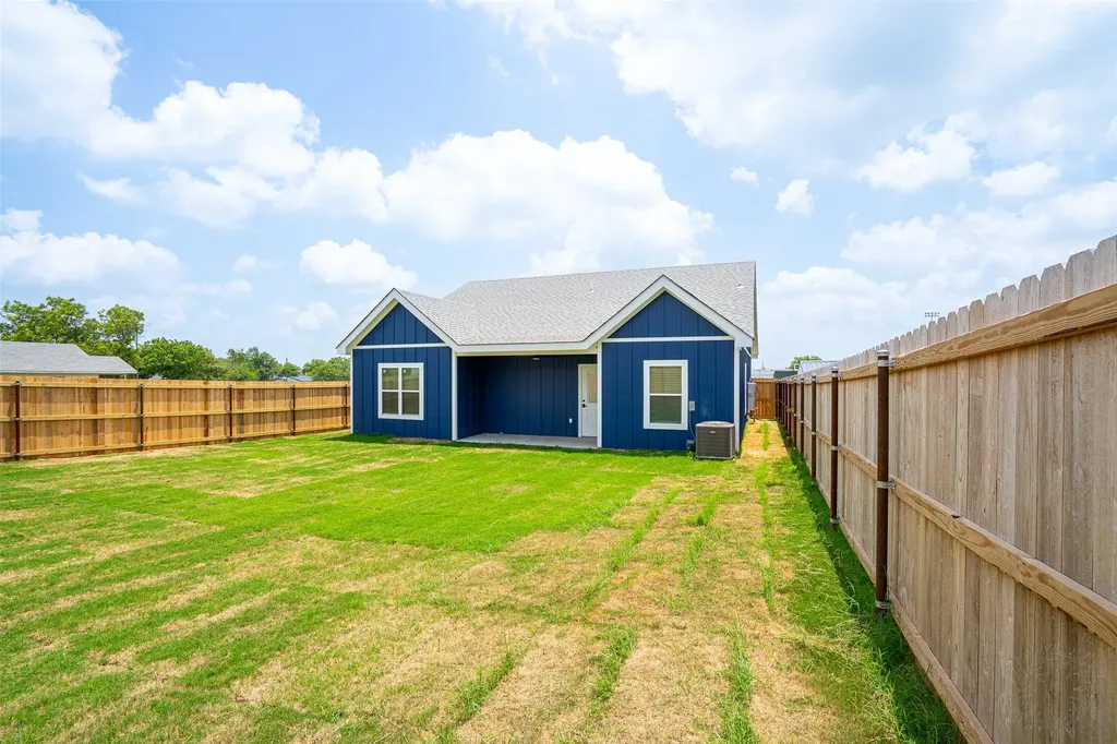 710 N Post Oak Street Dublin TX 76446