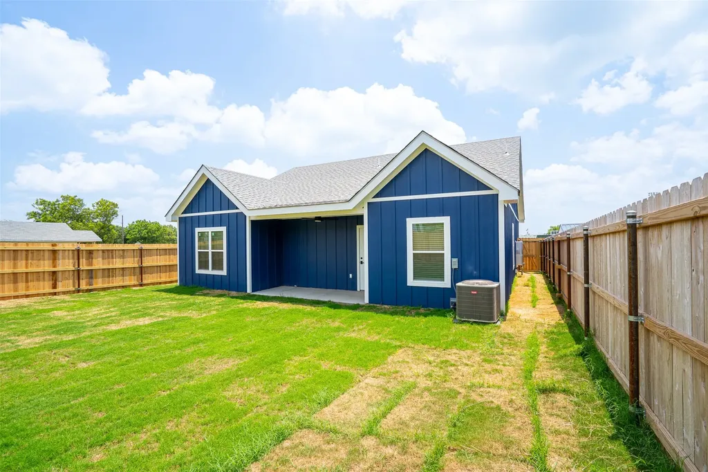 710 N Post Oak Street Dublin TX 76446