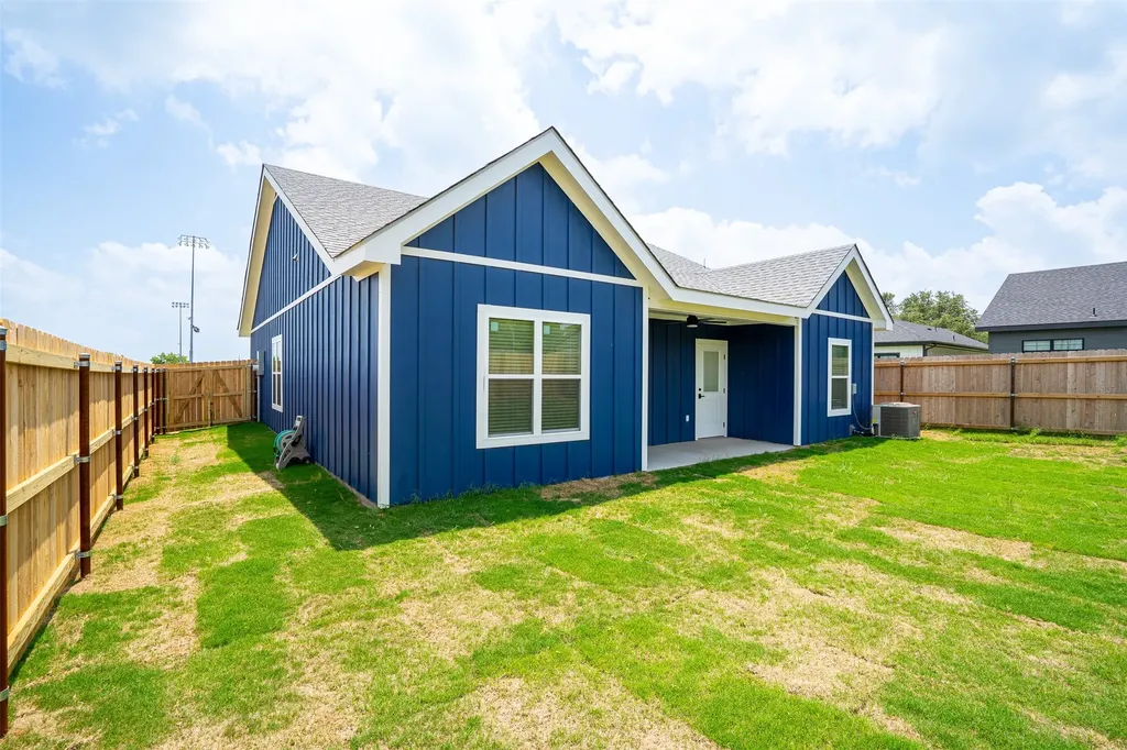 710 N Post Oak Street Dublin TX 76446