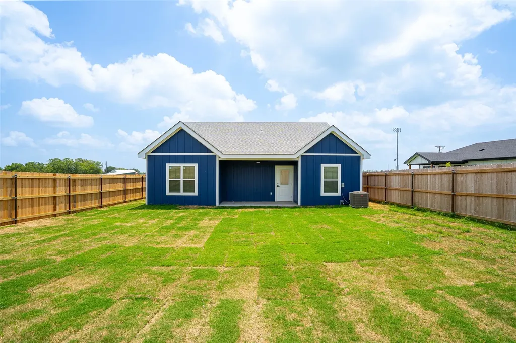 710 N Post Oak Street Dublin TX 76446