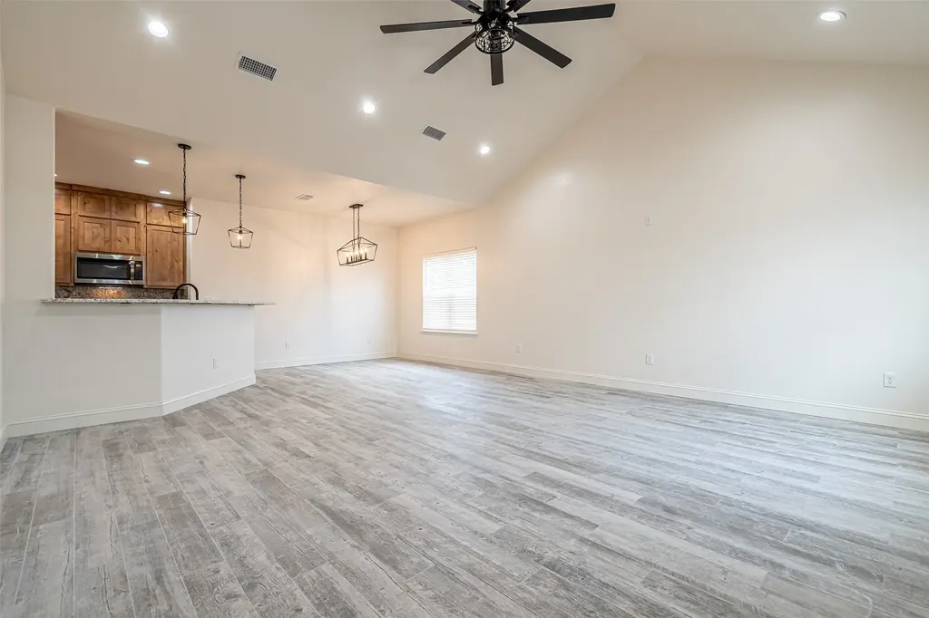 710 N Post Oak Street Dublin TX 76446