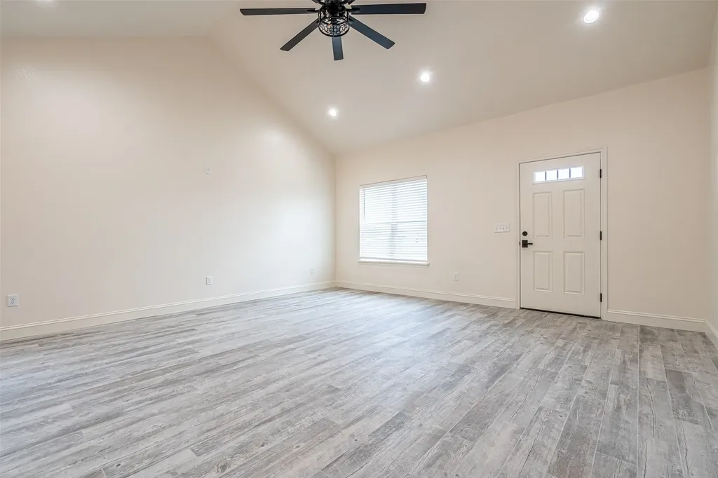 710 N Post Oak Street Dublin TX 76446