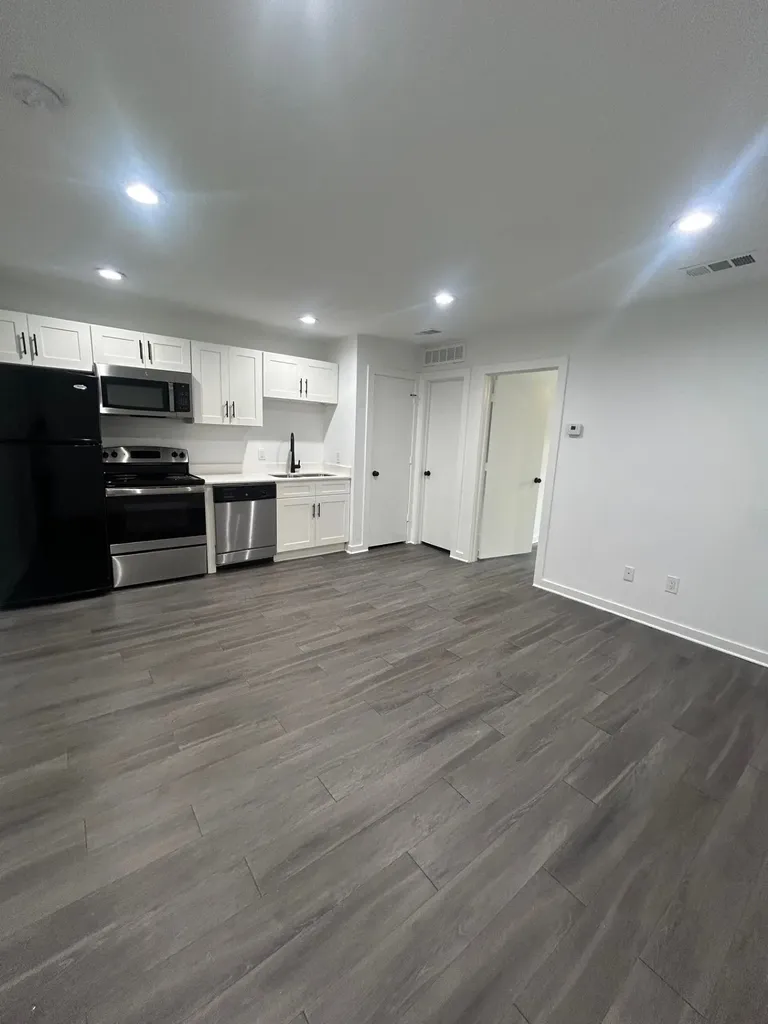 321 E 8th Street Dallas TX 75203