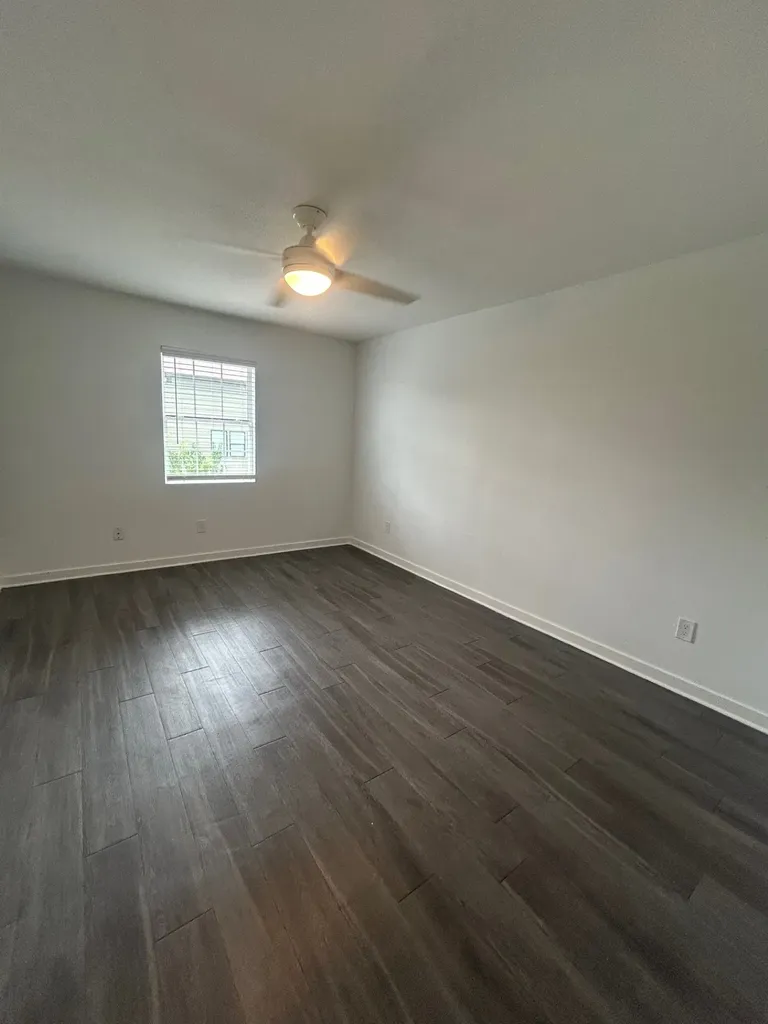 321 E 8th Street Dallas TX 75203