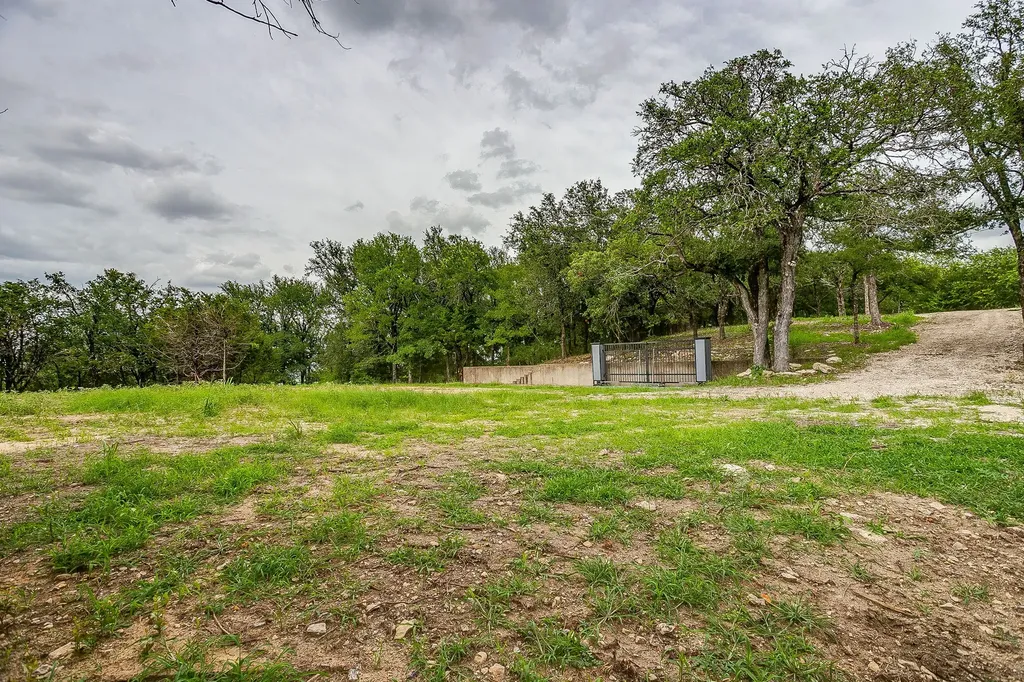113 Overlook Court Cresson TX 76035