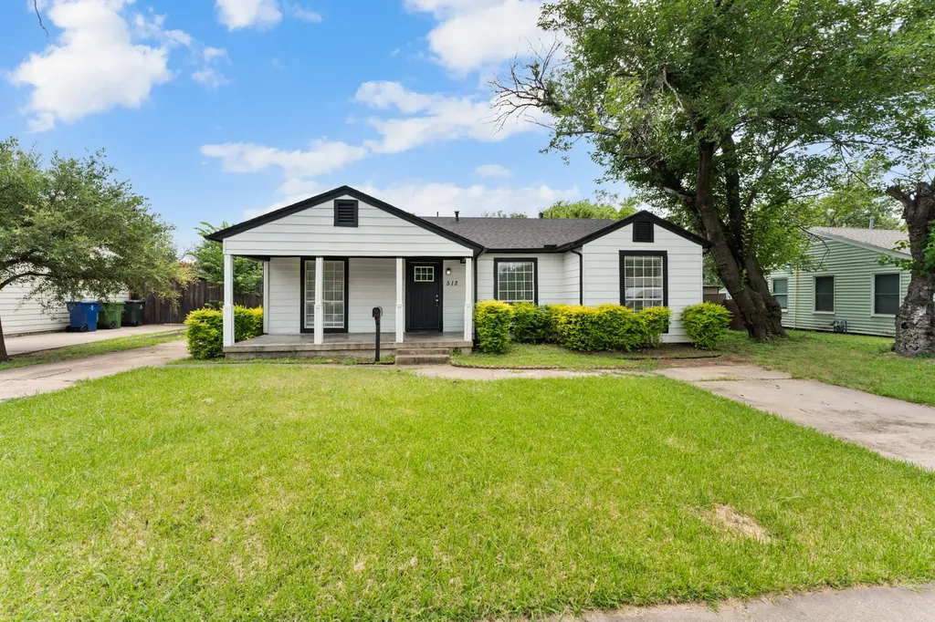 512 Cedar Drive Garland TX 75040