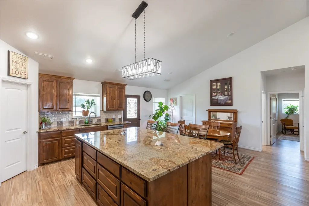 200 Pleasant Lane Clyde TX 79510