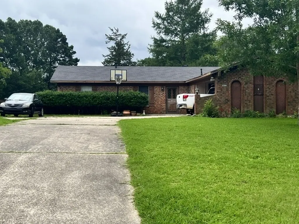411 Hacienda Circle Haughton LA 71037