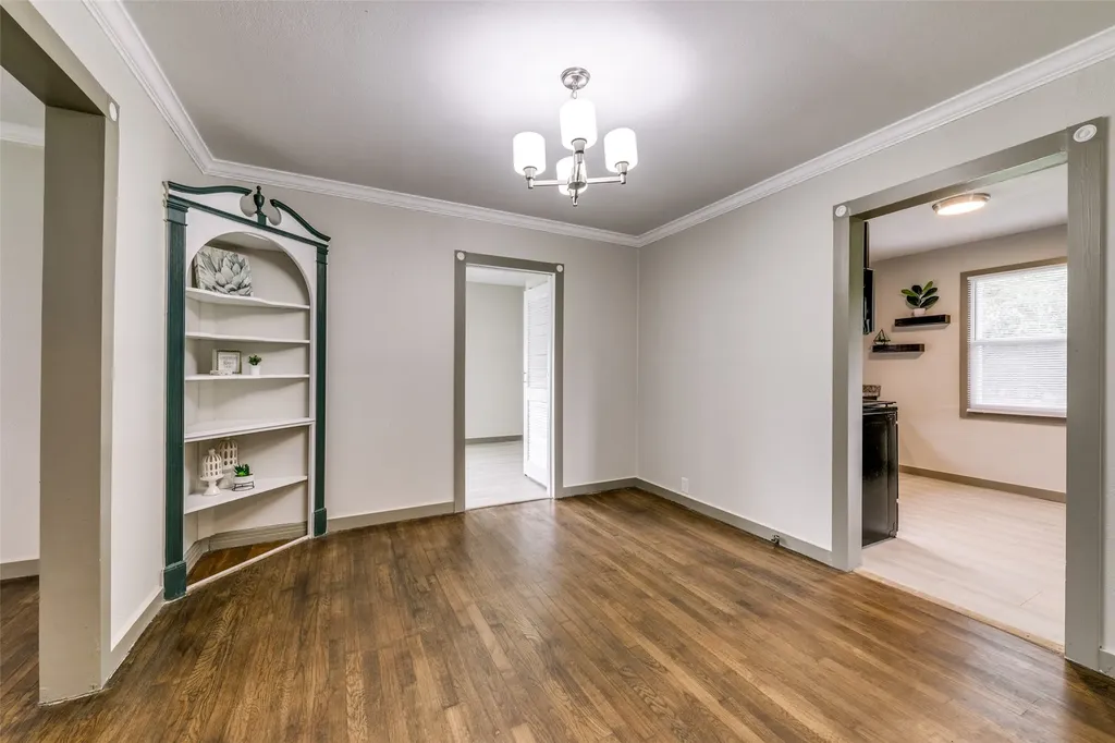 5610 Lyons Road Garland TX 75043