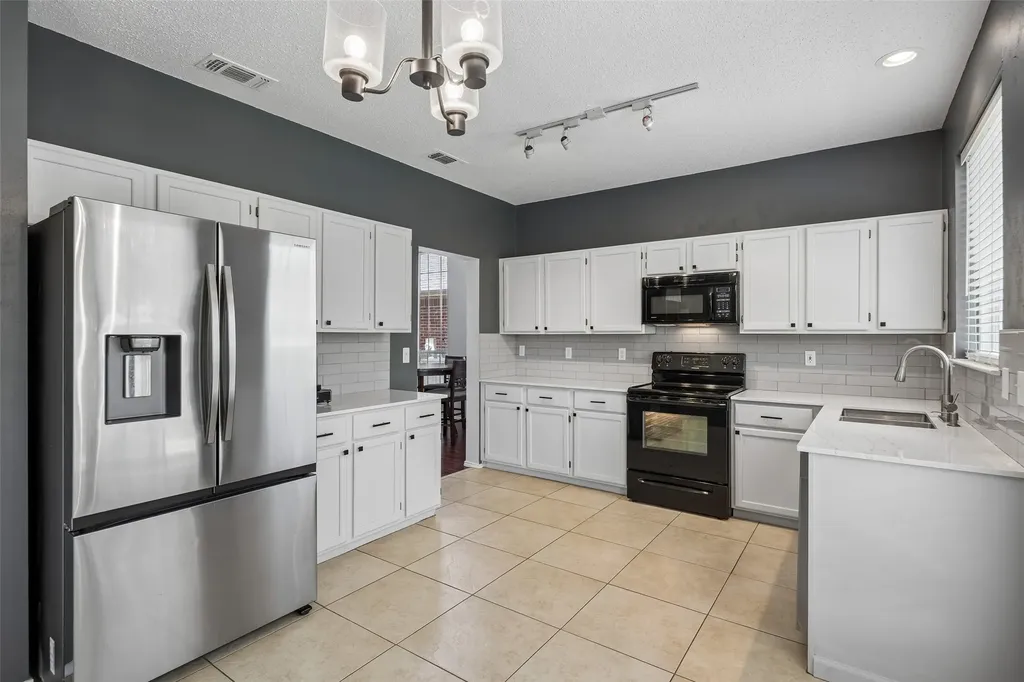4812 Navajo Way Fort Worth TX 76137
