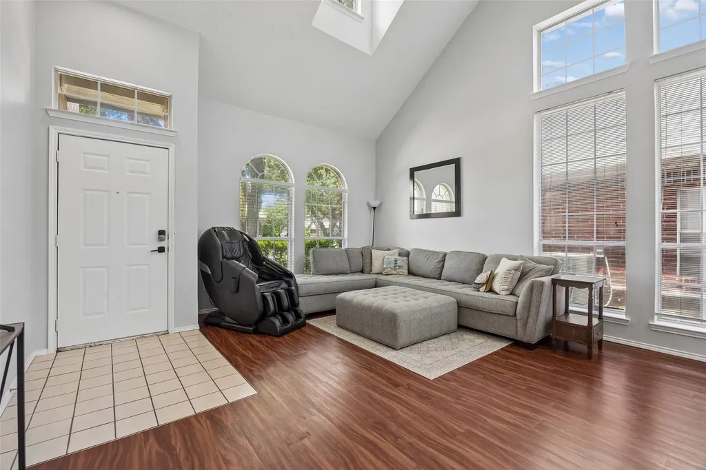 4812 Navajo Way Fort Worth TX 76137